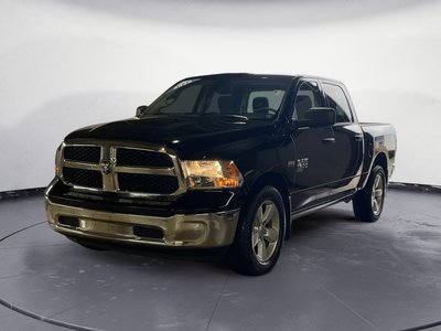 2022 Ram 1500 Classic SLT, HEMI, BACK UP CAMERA, A/C