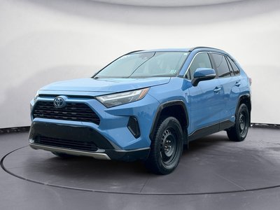 2022 Toyota RAV4 HYBRID SE