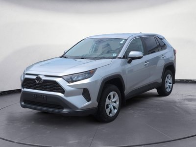 Toyota RAV4 LE 2022