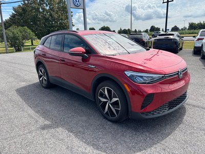 2024 Volkswagen ID.4 Pro AWD No accidents, AWD, Low KM, Heat pump