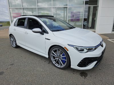 2024 Volkswagen Golf R BASE