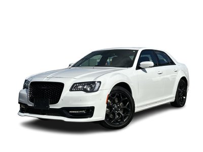 2023 Chrysler 300 in Woodbridge, Ontario
