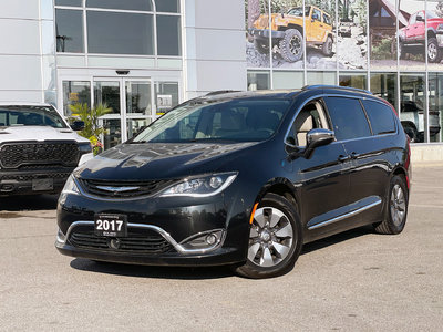 Chrysler Pacifica  2017 à Mississauga, Ontario