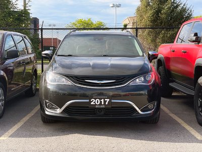 2017 Chrysler Pacifica in Woodbridge, Ontario
