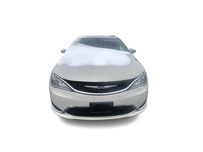 Chrysler Pacifica  2017 à Woodbridge, Ontario