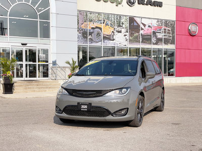 2020 Chrysler Pacifica in Woodbridge, Ontario