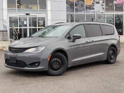 2020 Chrysler Pacifica in Mississauga, Ontario