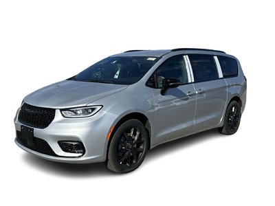 2026 Chrysler Pacifica in Woodbridge, Ontario