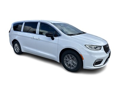 2026 Chrysler Pacifica in Woodbridge, Ontario