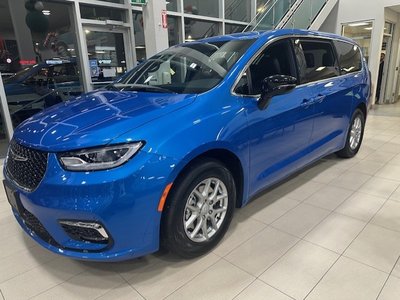 2026 Chrysler Pacifica in Woodbridge, Ontario