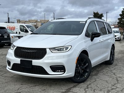 2026 Chrysler Pacifica in Woodbridge, Ontario