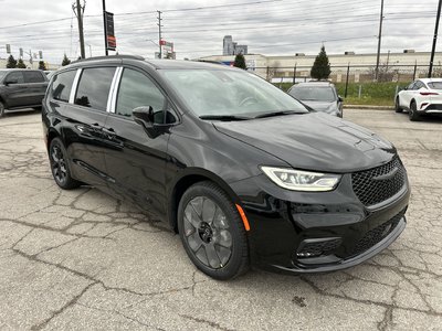 2026 Chrysler Pacifica in Woodbridge, Ontario