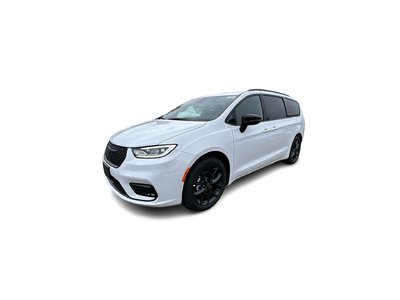 2026 Chrysler Pacifica in Woodbridge, Ontario