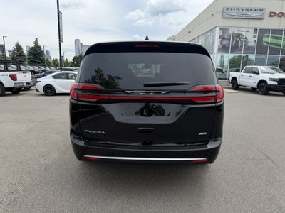 Chrysler Pacifica  2027 à Woodbridge, Ontario