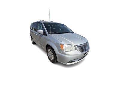 2012 Chrysler Town and Country in Woodbridge, Ontario