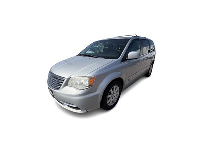 2012 Chrysler Town and Country in Woodbridge, Ontario