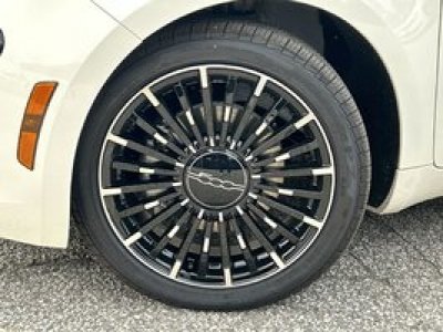 2025 Fiat 500e in Woodbridge, Ontario