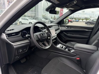 2026 JEEP Grand Cherokee ALTITUDE — photo 8