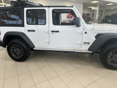 Jeep Wrangler 4-Door  2025 à Woodbridge, Ontario