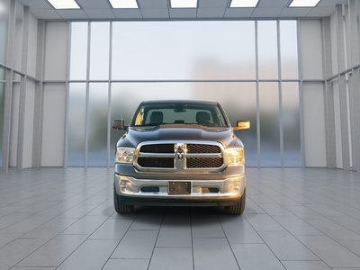 2023 Ram RAM 1500 Classic Crew Cab 4x4 (DS) in Woodbridge, Ontario