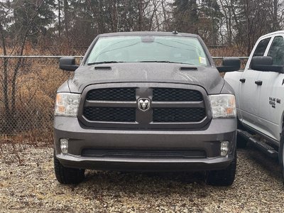 2023 Ram RAM 1500 Classic Crew Cab 4x4 (DS) in Woodbridge, Ontario