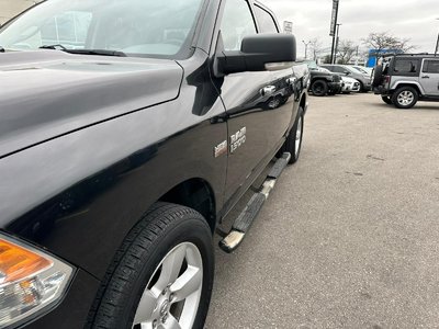 Ram 1500 Crew Cab 4x4  2018 à Mississauga, Ontario