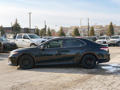2018 Toyota Camry in Woodbridge, Ontario