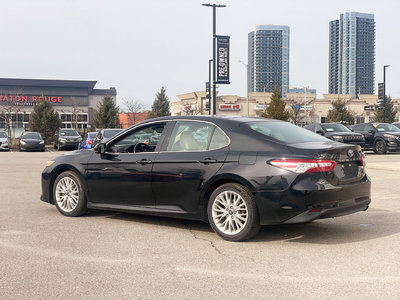2018 Toyota Camry in Woodbridge, Ontario