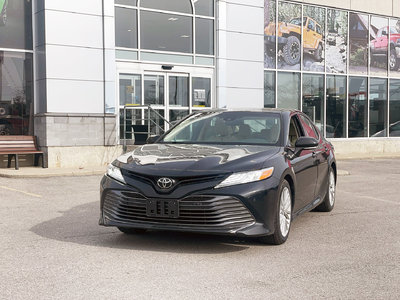 2018 Toyota Camry in Woodbridge, Ontario