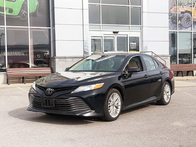2018 Toyota Camry in Woodbridge, Ontario