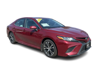 2018 Toyota Camry in Woodbridge, Ontario