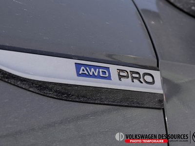 Volkswagen ID.4  2024 à Dorval, Québec