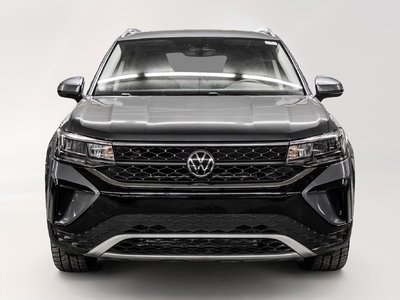 Volkswagen Taos  2023 à Dorval, Québec