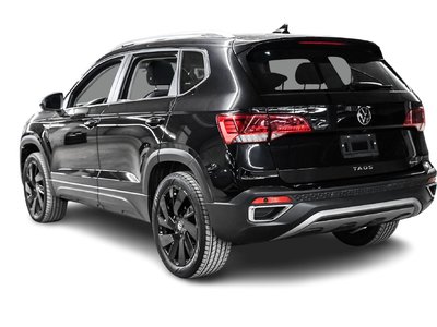 Volkswagen Taos  2023 à Dorval, Québec