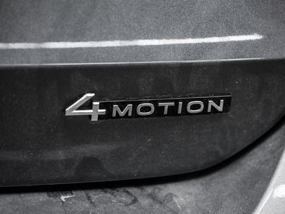 Volkswagen Taos  2024 à Dorval, Québec