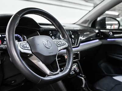 Volkswagen Taos  2024 à Dorval, Québec