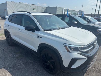 Volkswagen Taos Comfortline Black Edition TOIT PANO 2024 COMME UN NEUF AVEC GROSSE ÉCONOMIE