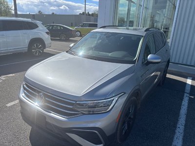 Volkswagen Tiguan COMFORTLINE TOIT PANO SIMILI CUIR CARPLAY 2024 COMME UN NEUF A MOINDRE PRIX