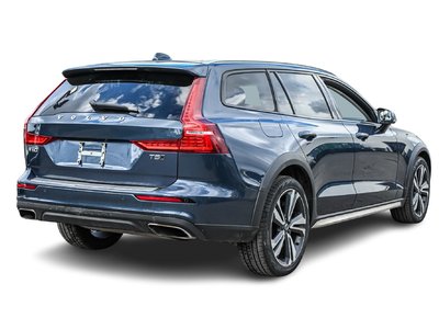 Volvo V60 Cross Country  2021 à Pointe-Claire, Québec