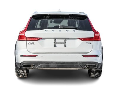 2021 Volvo V60 Cross Country in Pointe-Claire, Quebec