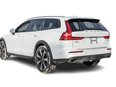 2021 Volvo V60 Cross Country in Pointe-Claire, Quebec