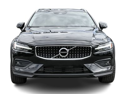 Volvo V60 Cross Country  2022 à Pointe-Claire, Québec