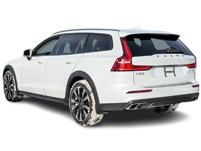 Volvo V60 Cross Country  2022 à Pointe-Claire, Québec