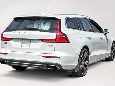 2021 Volvo V60 in Pointe-Claire, Quebec