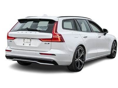 Volvo V60  2023 à Pointe-Claire, Québec