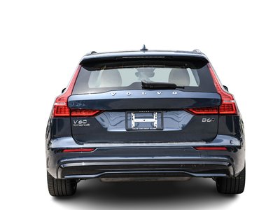 Volvo V60  2023 à Pointe-Claire, Québec