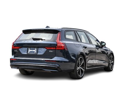 Volvo V60  2023 à Pointe-Claire, Québec