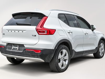 2021 Volvo XC40 in Pointe-Claire, Quebec