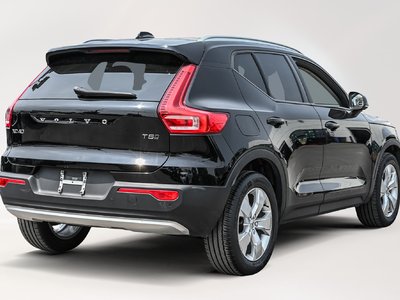 2021 Volvo XC40 in Pointe-Claire, Quebec