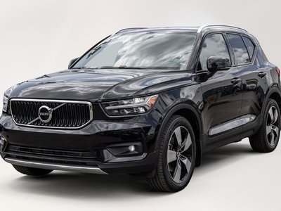 Volvo XC40  2022 à Pointe-Claire, Québec